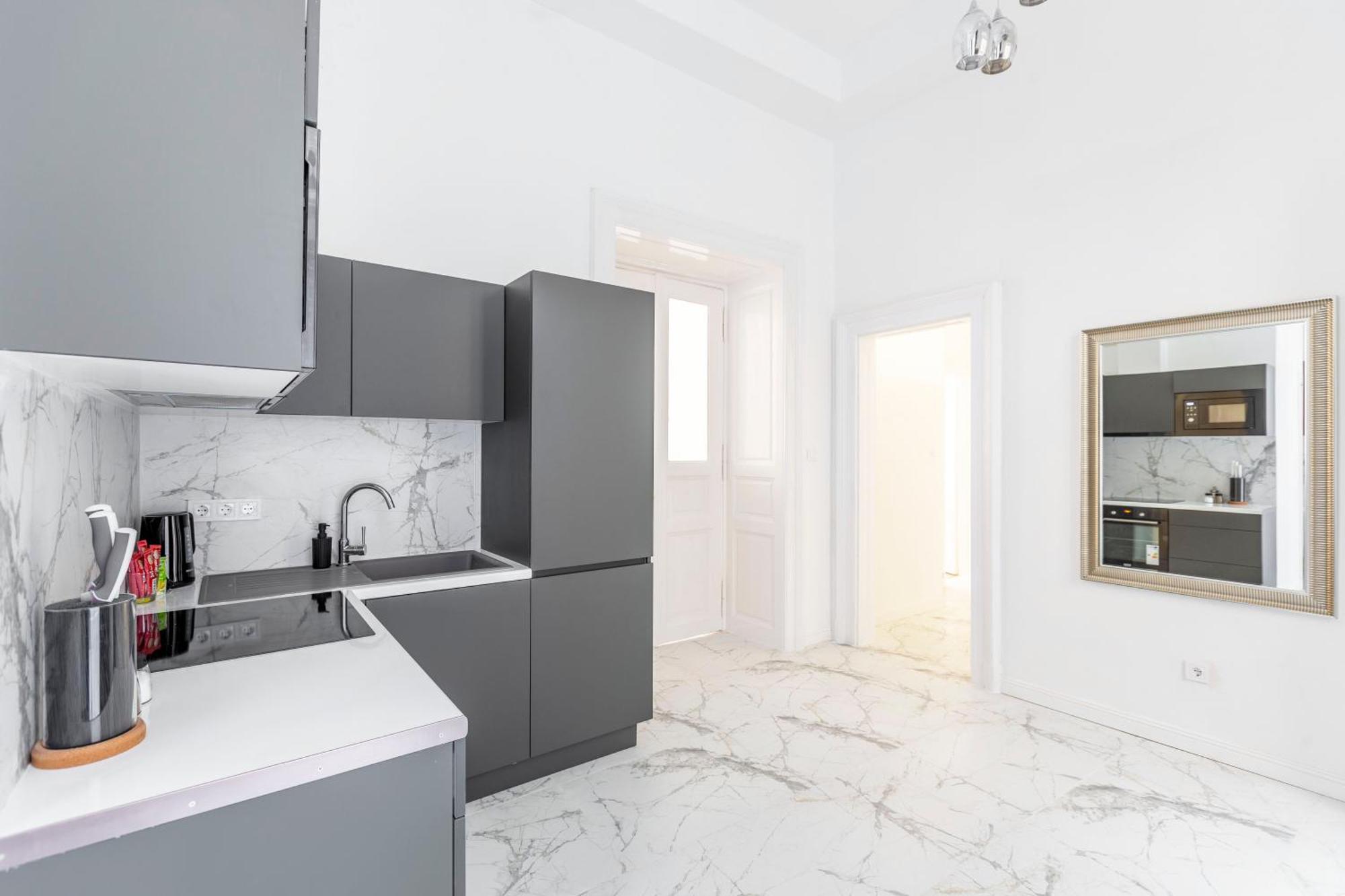 Luxurious Prestige Residence Next To The New York Cafe Βουδαπέστη Εξωτερικό φωτογραφία