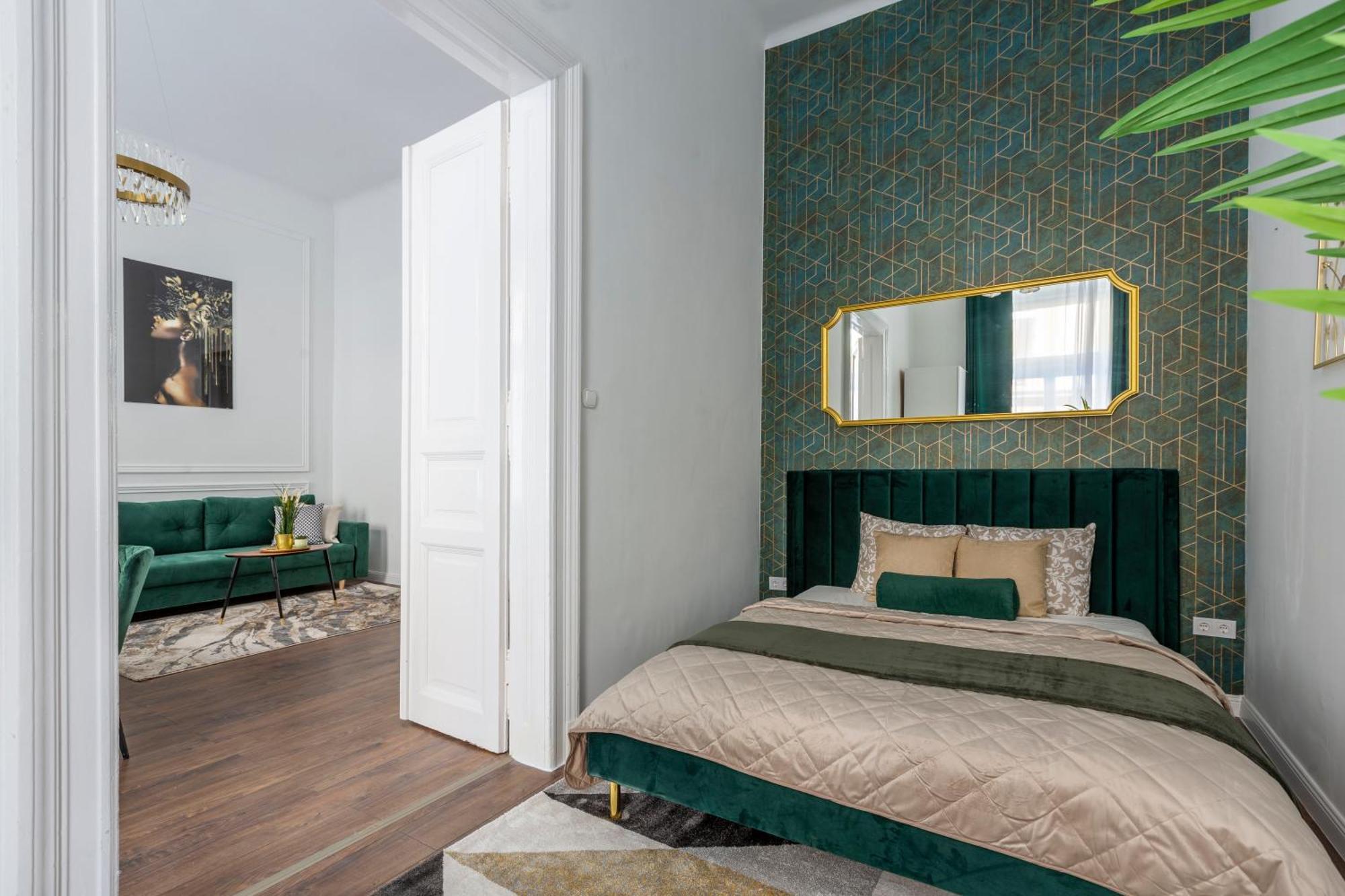 Luxurious Prestige Residence Next To The New York Cafe Βουδαπέστη Εξωτερικό φωτογραφία